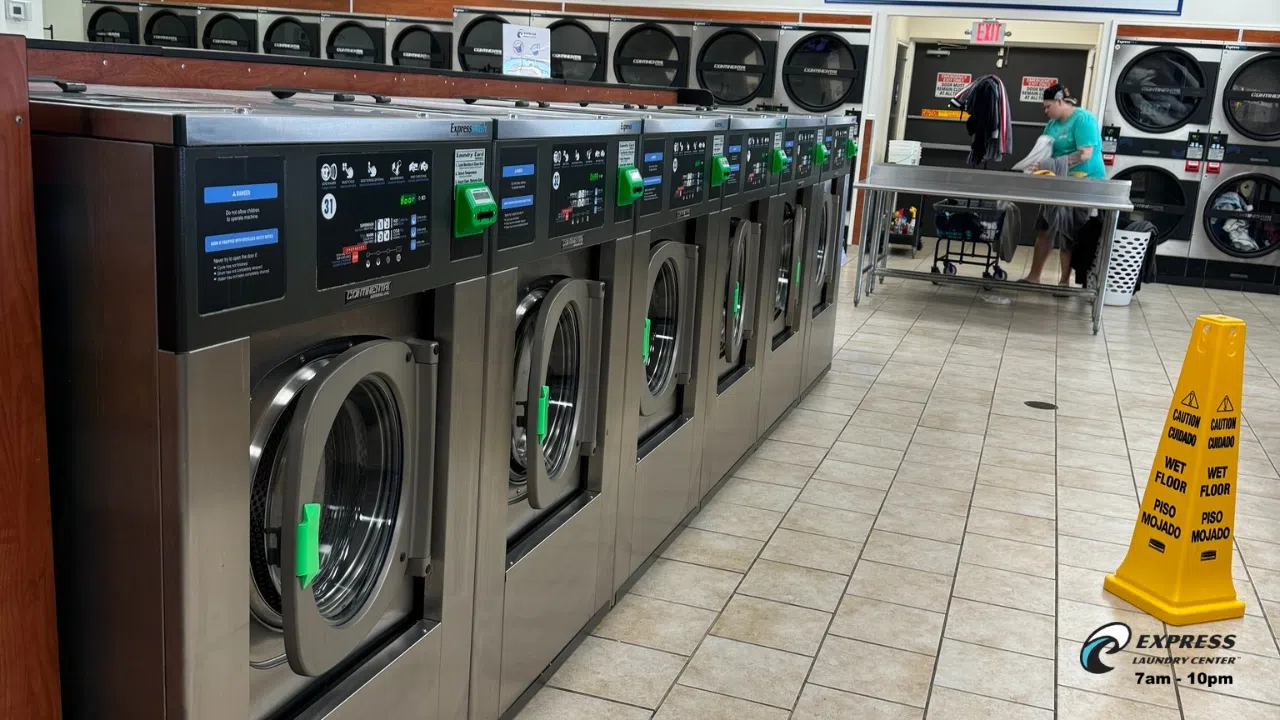 Laundromat within 5 Miles Radius 77301