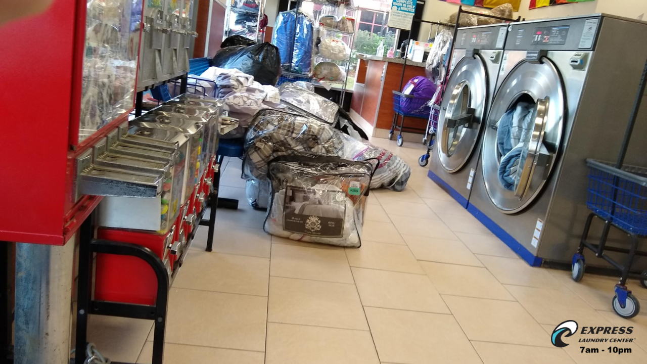 Wash Dry Fold Drop Off Service near 77067