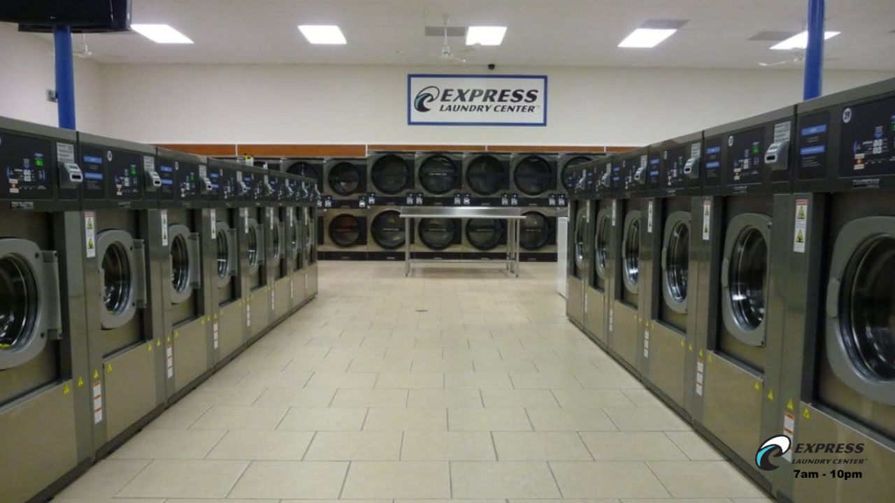 Commercial Laundry Service near 77069