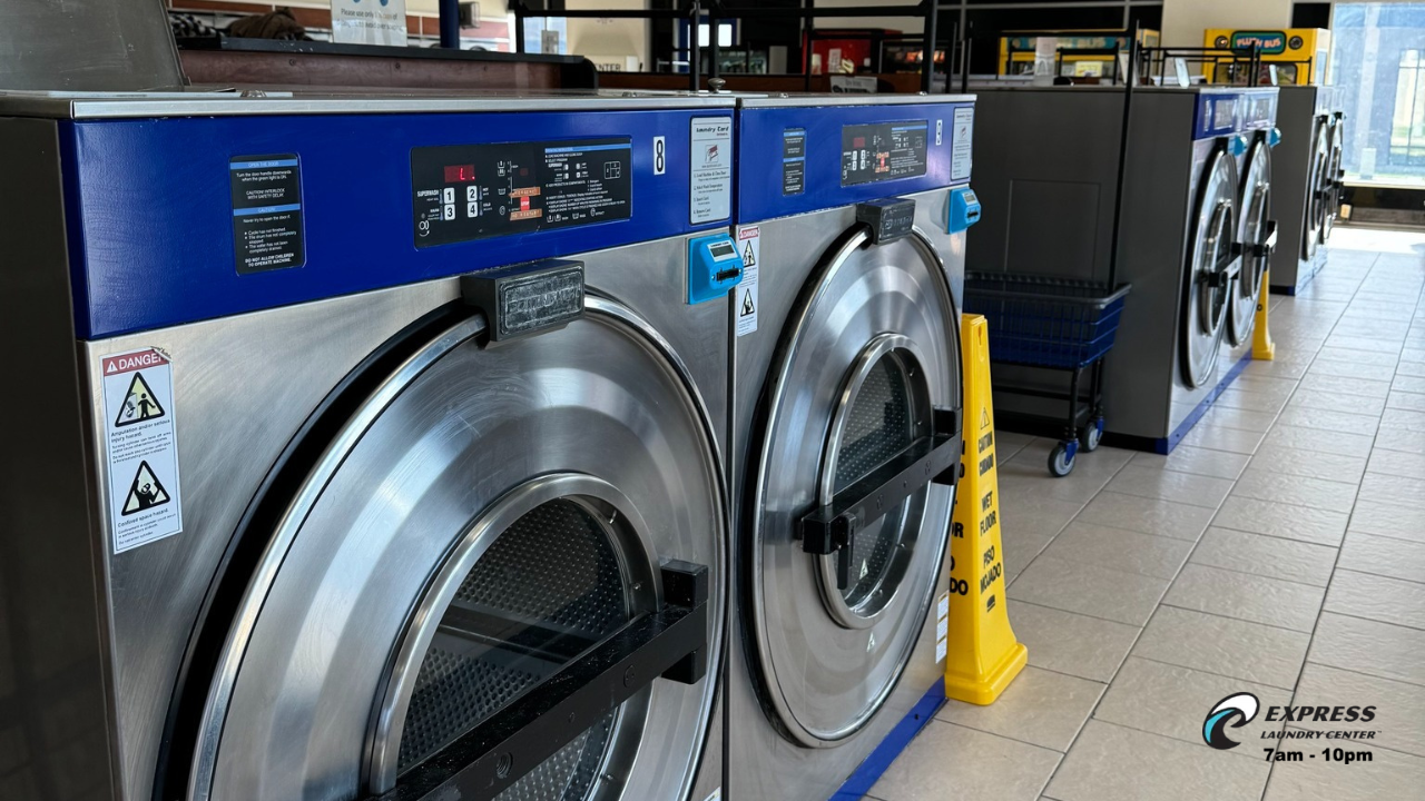 Commercial Laundry Service near 77373